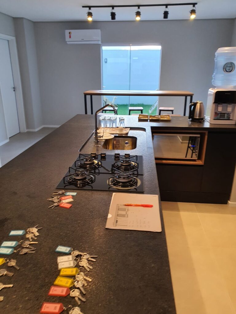 WhatsApp Image 2023-02-08 at 17.56.08 (2)